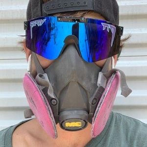 Meet your Posher, Dillon